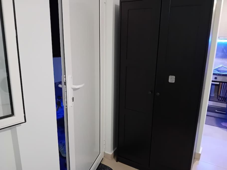 Monda Apartment Piraeus Luaran gambar